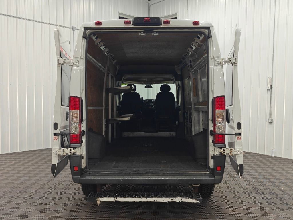 Used 2015 RAM ProMaster 2500 w/ Interior Convenience Group image 18