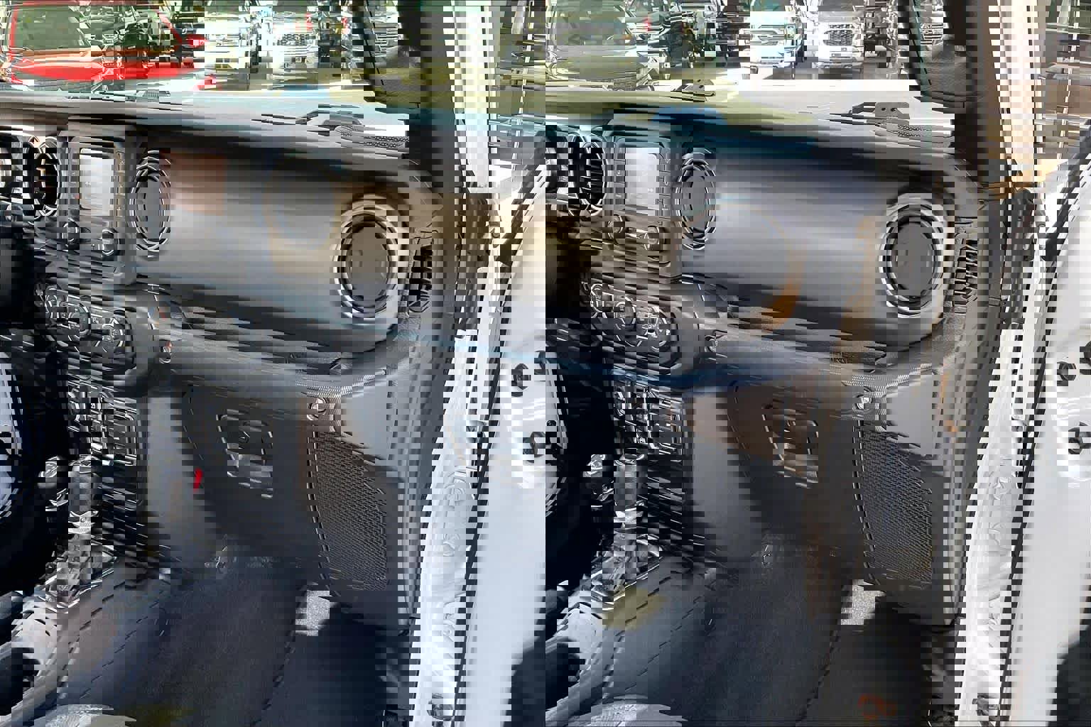 Used 2020 Jeep Gladiator Sport w/ Quick Order Package 24S image 18