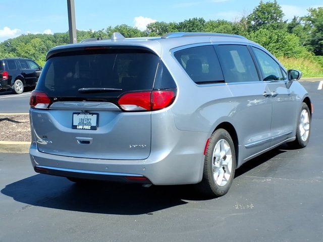 Used 2019 Chrysler Pacifica Limited FWD image 31