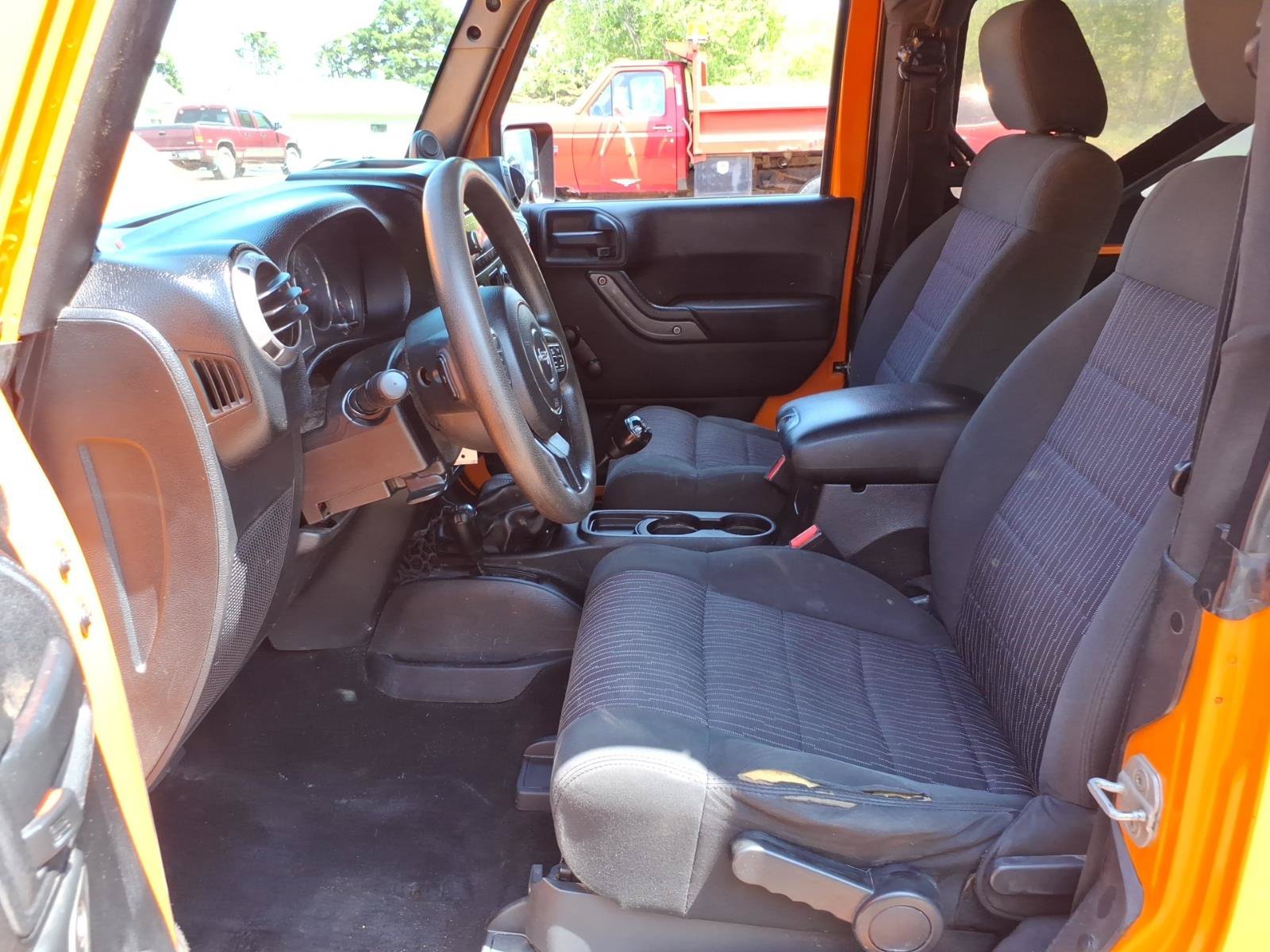 Used 2012 Jeep Wrangler Sport AWD/4WD image 10