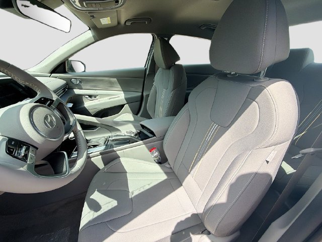 New 2026 Hyundai Elantra Sport FWD image 20