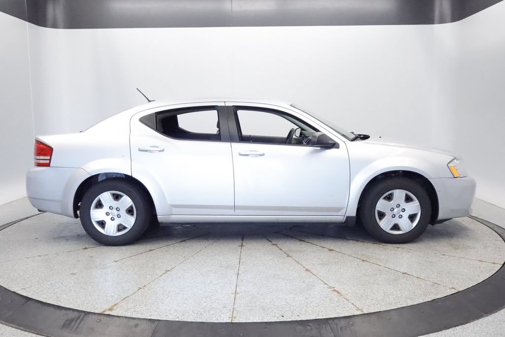 Used 2010 Dodge Avenger SXT FWD image 8