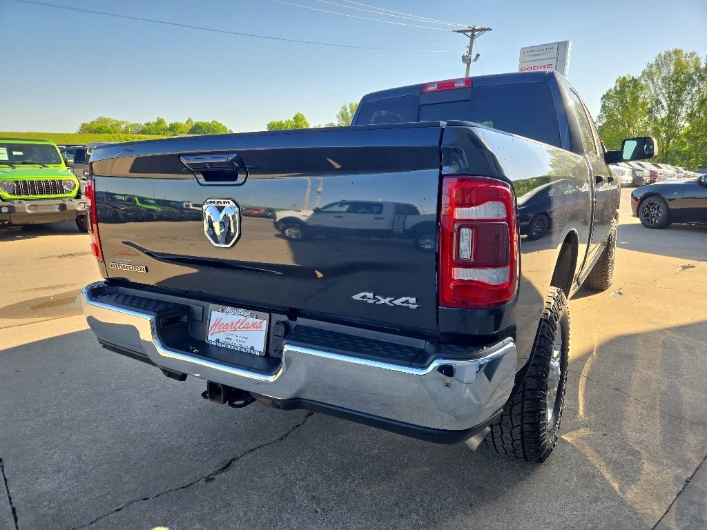 Used 2022 RAM 2500 Big Horn w/ Level B Equipment Group AWD/4WD image 9