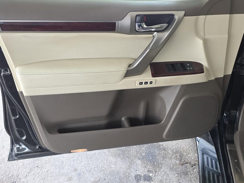 Used 2012 Lexus GX 460 w/ Comfort Plus Pkg AWD/4WD image 37