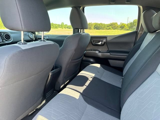 Used 2020 Toyota Tacoma TRD Off-Road AWD/4WD image 26