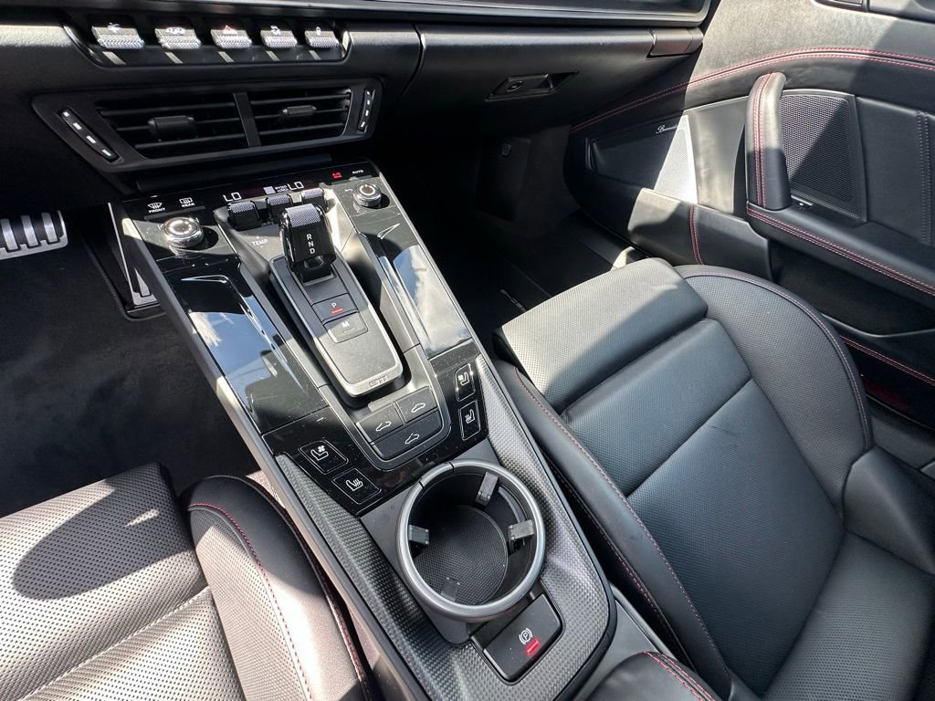 Used 2026 Porsche 911 Carrera GTS image 31
