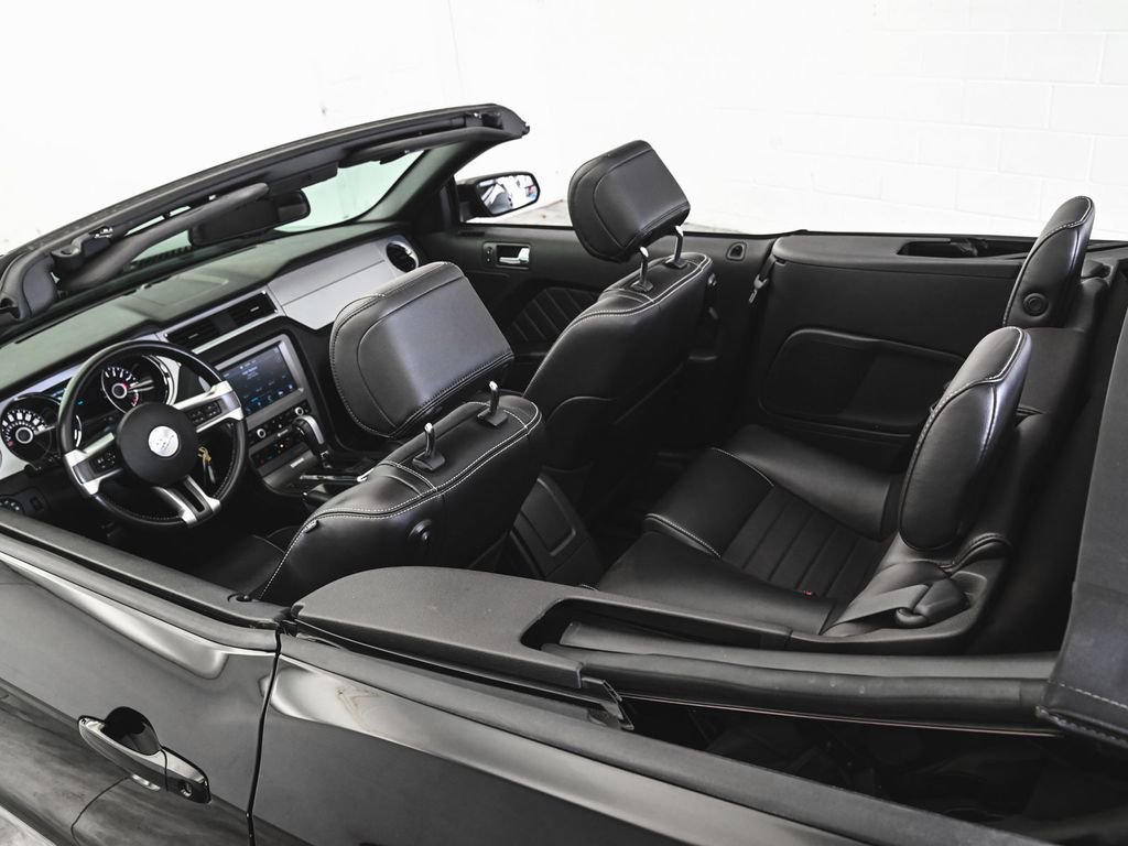 Used 2014 Ford Mustang Premium w/ Equipment Group 202A image 29