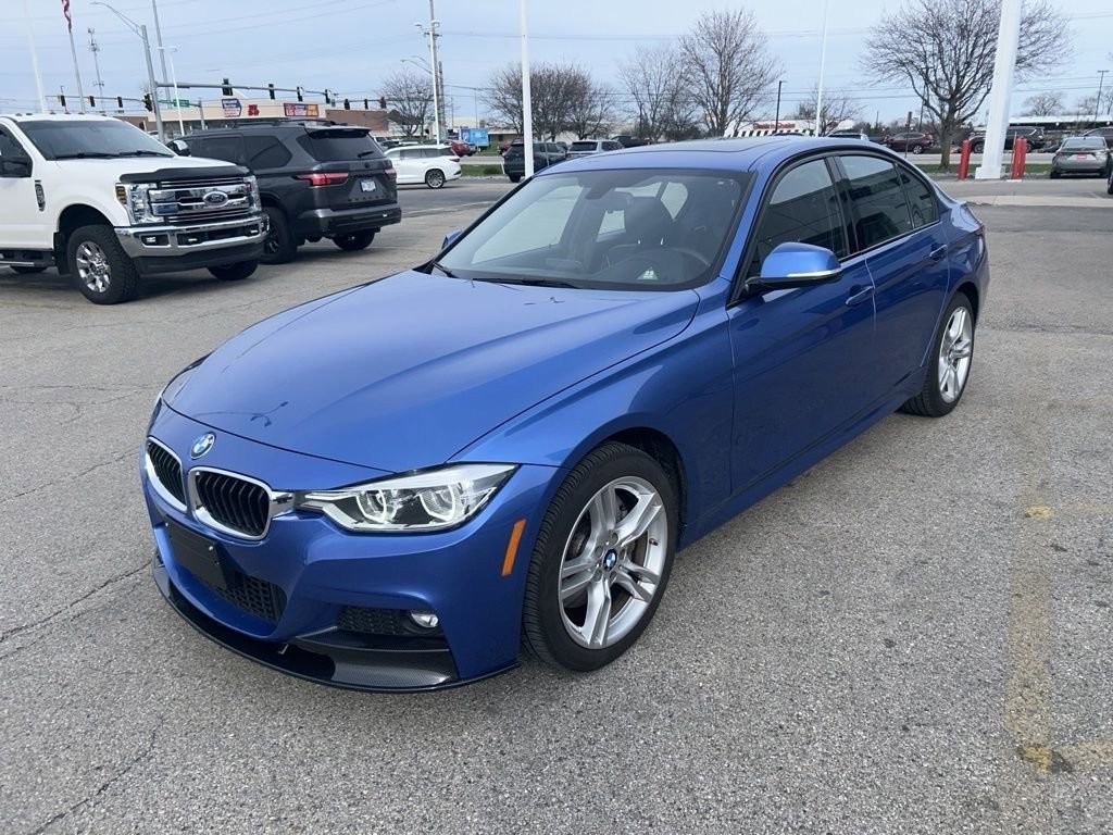 Used 2018 BMW 330i xDrive Sedan image 9