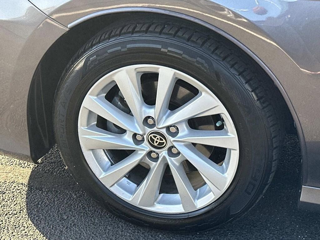 Used 2022 Toyota Camry LE w/ Cold Weather Package AWD/4WD image 40