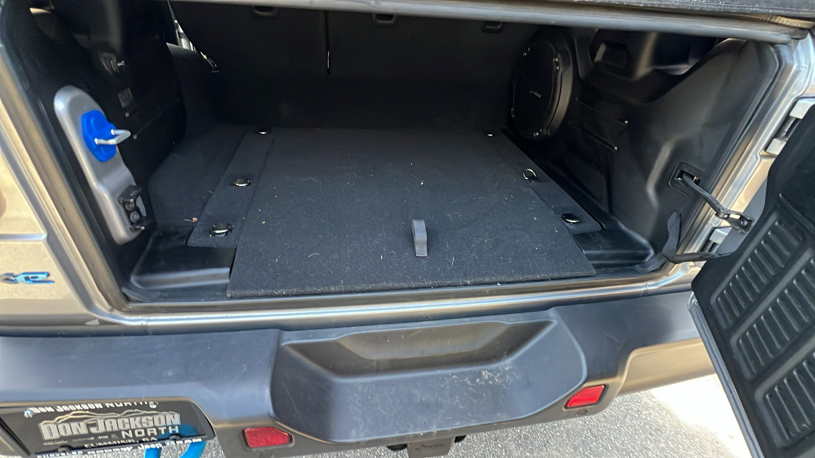 Used 2021 Jeep Wrangler Unlimited Rubicon 4xe w/ Cold Weather Group image 13