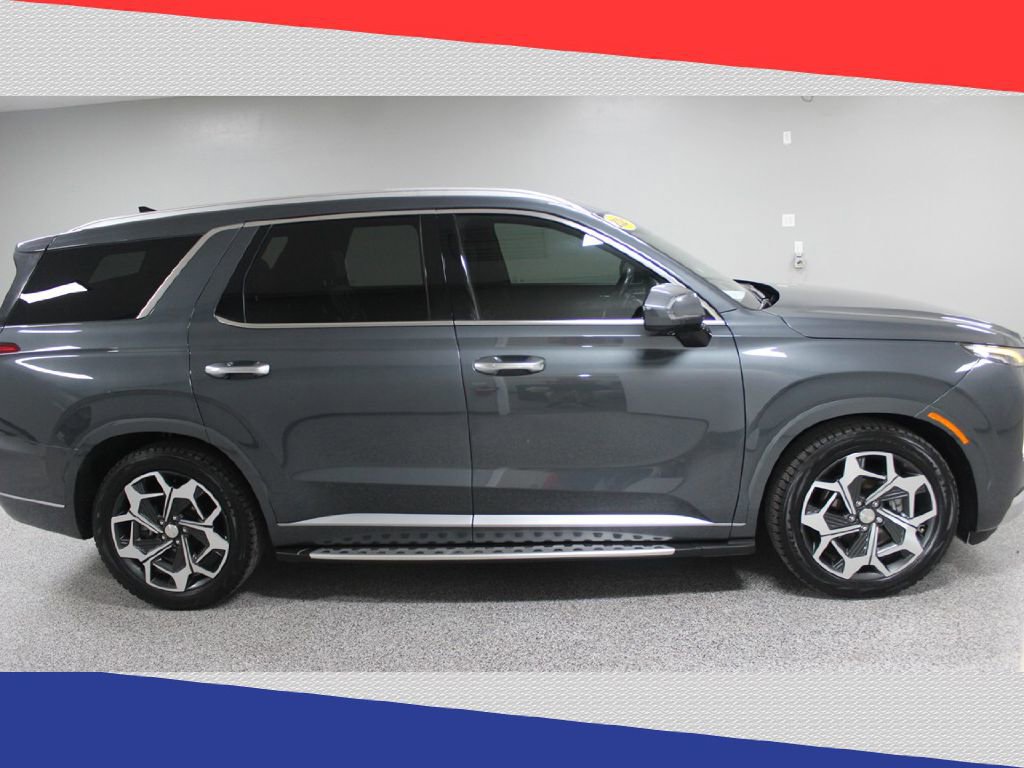 Used 2021 Hyundai Palisade Calligraphy image 2