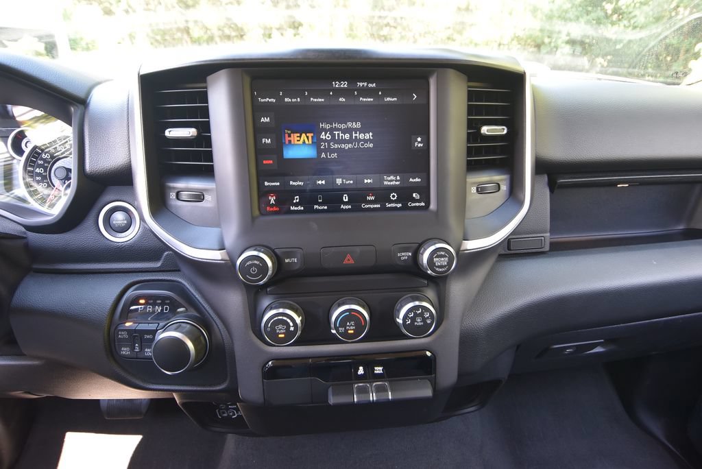 Used 2020 RAM 1500 Big Horn AWD/4WD image 39