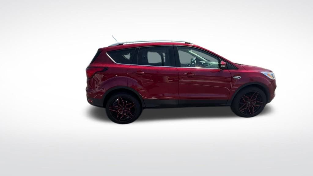 Used 2019 Ford Escape Titanium image 36