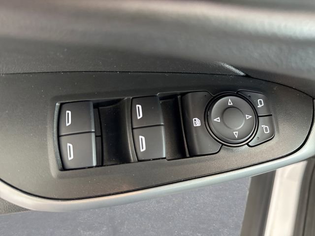 Used 2025 Chevrolet Trax LS image 13