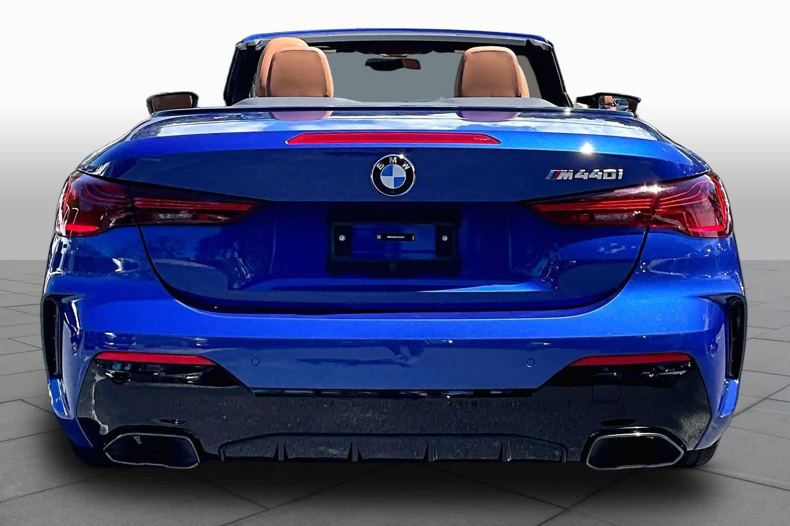 Used 2026 BMW M440i Convertible RWD image 5