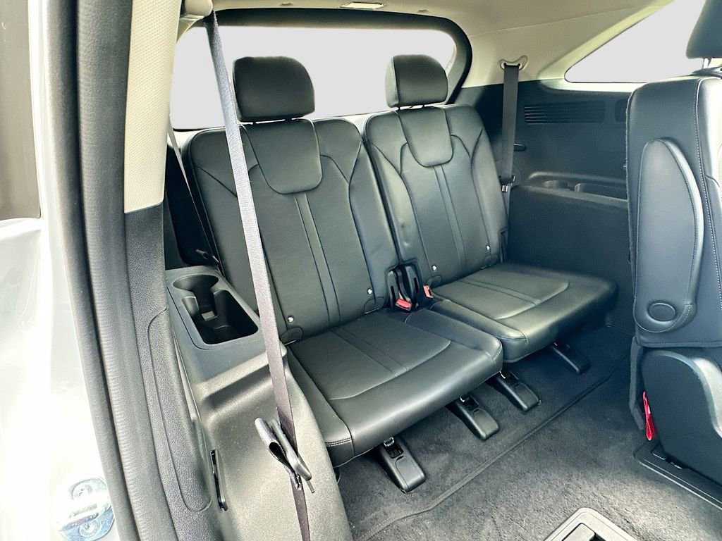 Certified 2024 Kia Sorento SX image 27
