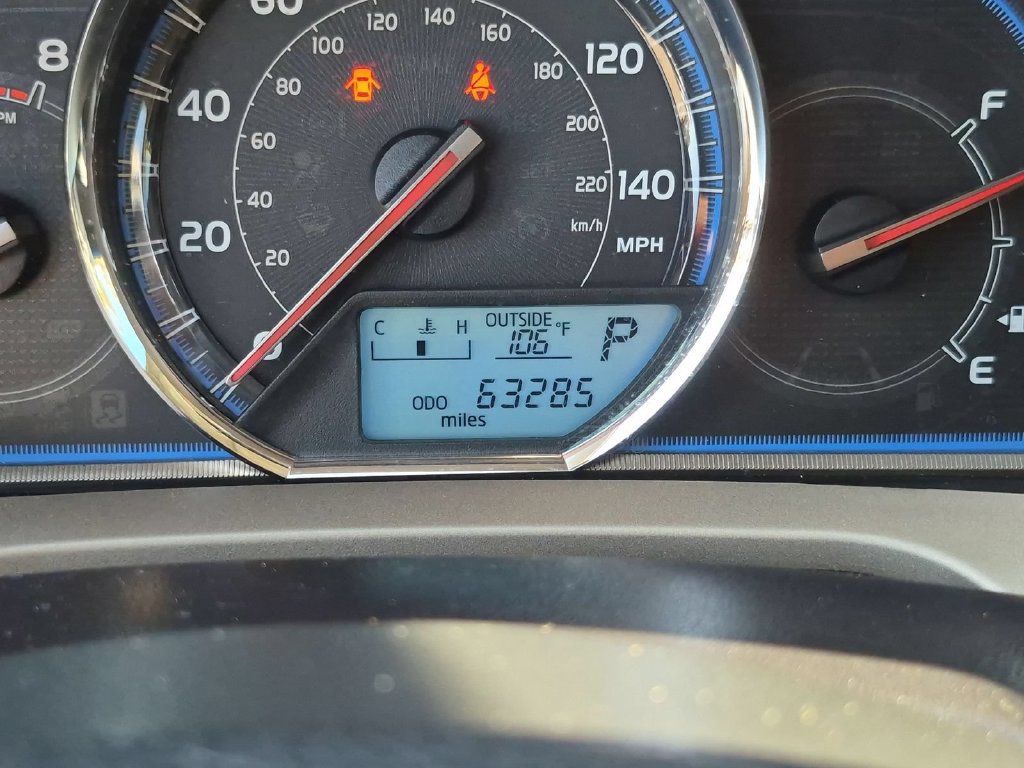 Used 2015 Toyota RAV4 Limited w/ Technology Package FWD image 4