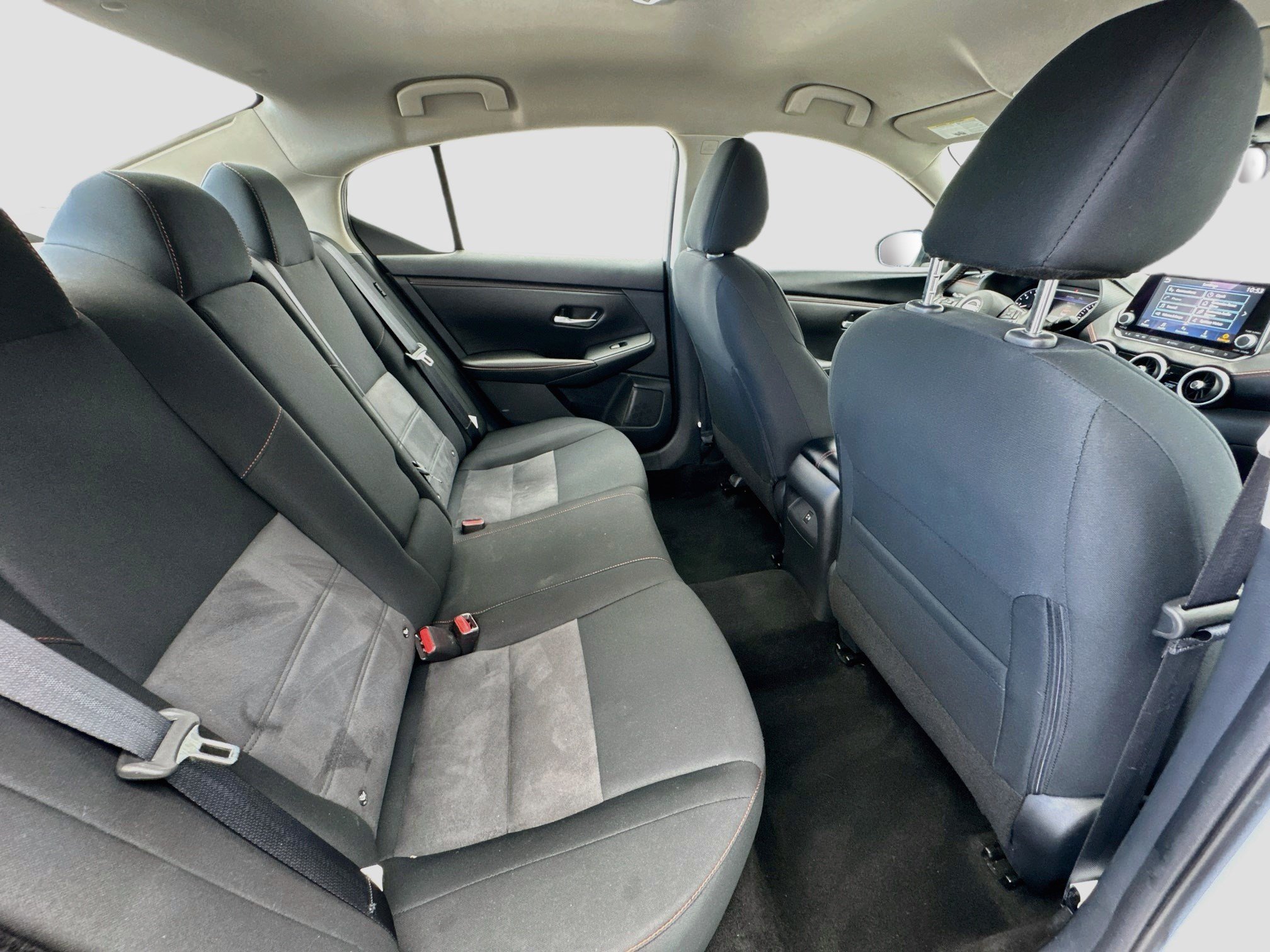 Used 2025 Nissan Sentra SR FWD image 18