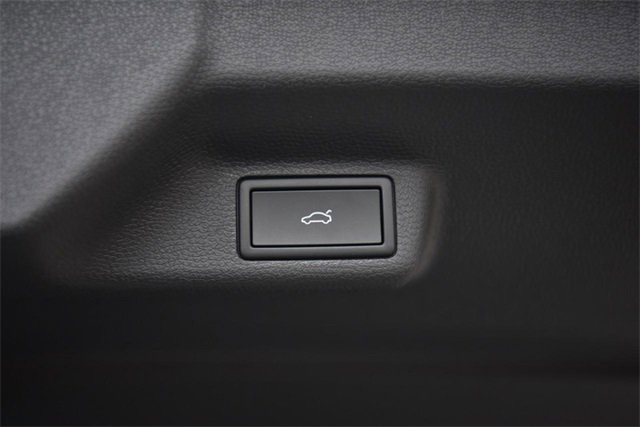 New 2025 Volkswagen ID. Buzz Pro S image 26