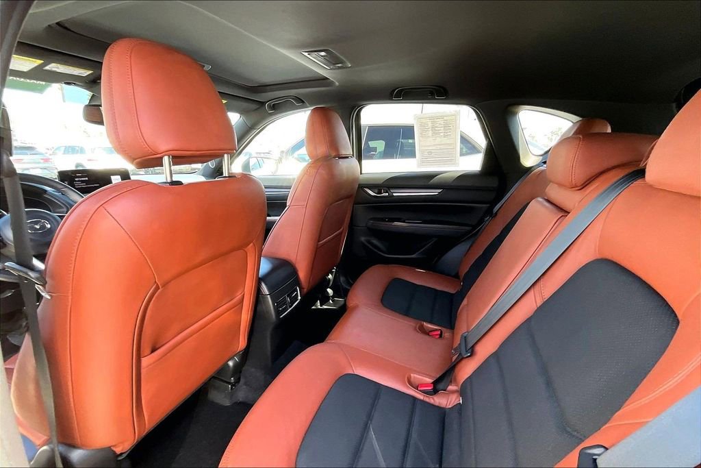 Certified 2024 MAZDA CX-5 Carbon Edition image 16