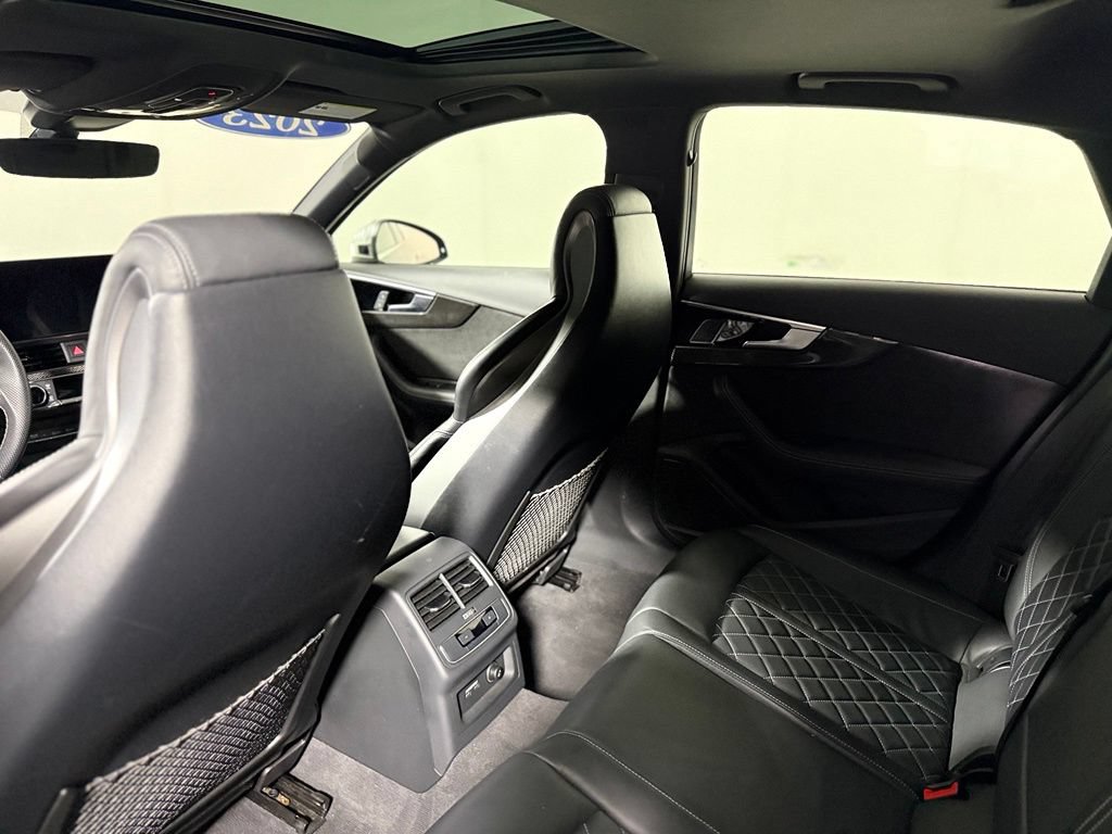 Used 2023 Audi S4 Premium Plus w/ Premium Plus Package AWD/4WD image 24