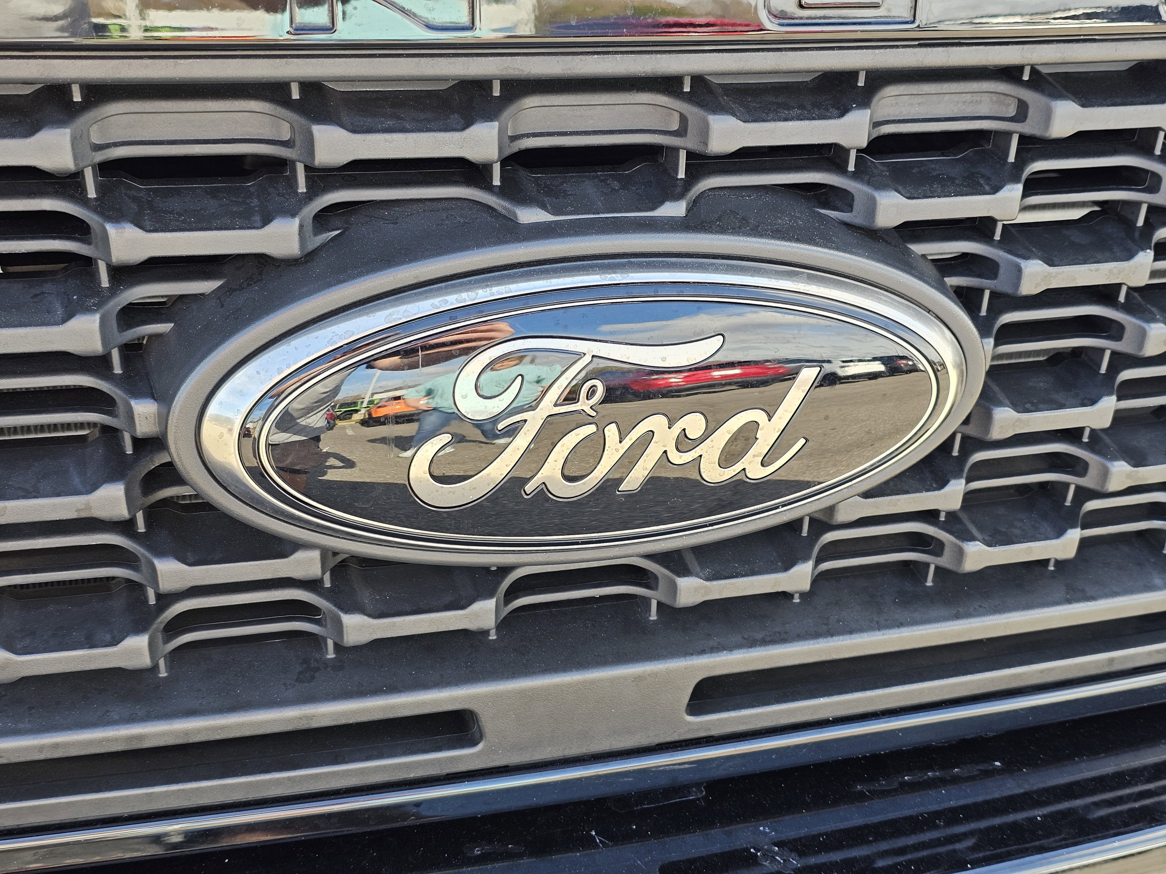 Used 2023 Ford Ranger XLT w/ Equipment Group 301A Mid image 3