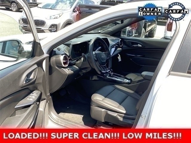 Certified 2024 Chevrolet Trax RS w/ Sunroof Package image 19