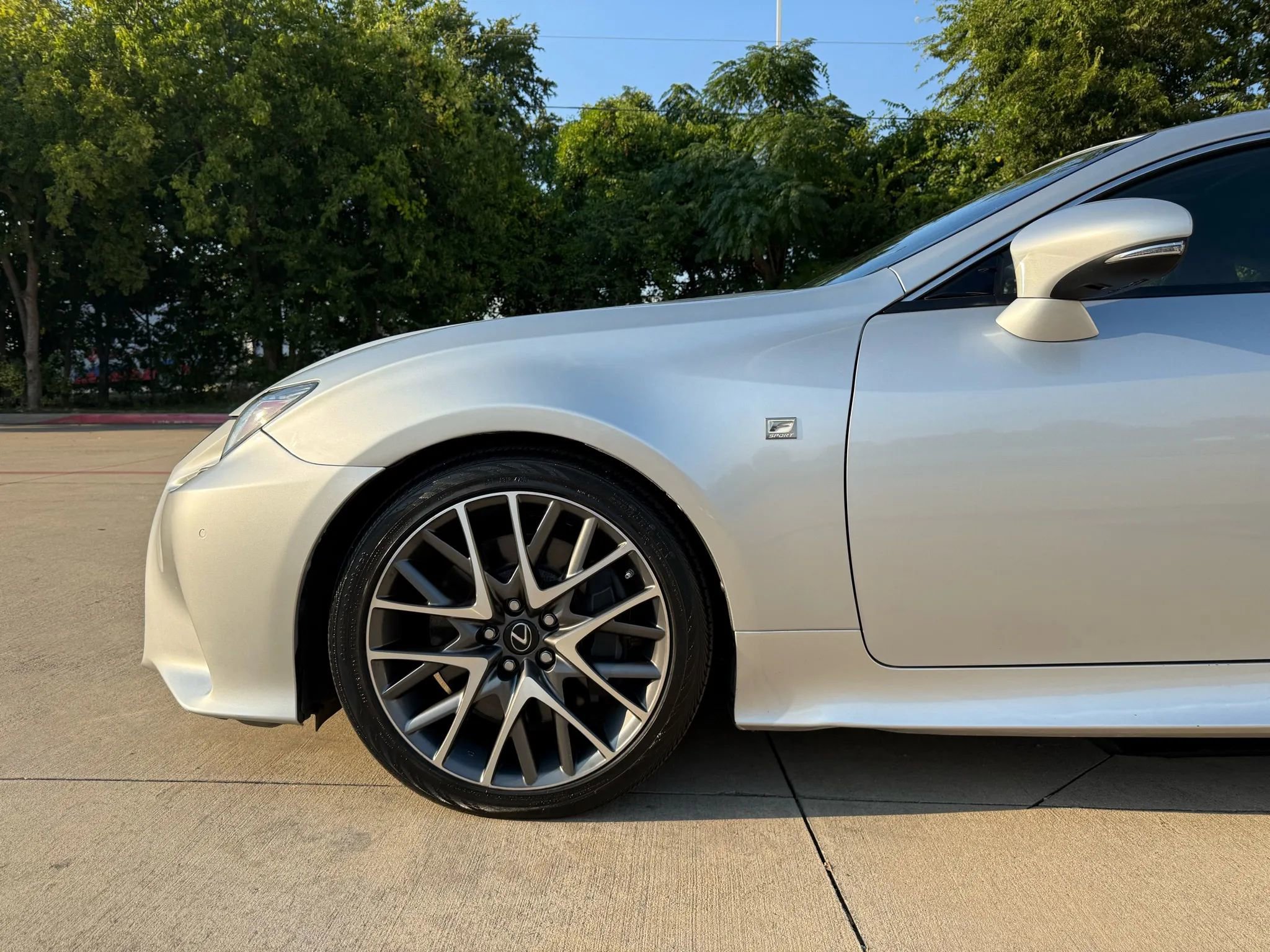 Used 2015 Lexus RC 350 w/ F Sport w/Summer Tires image 4
