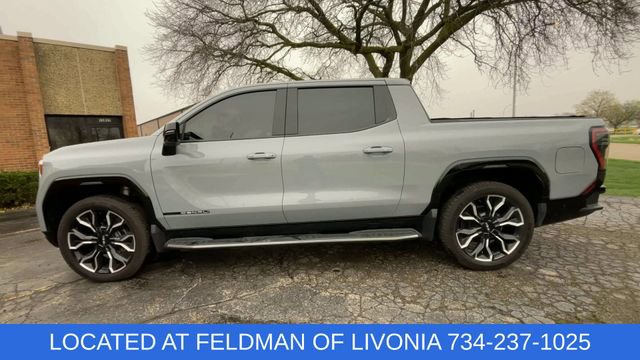 Used 2024 GMC Sierra EV Denali image 5