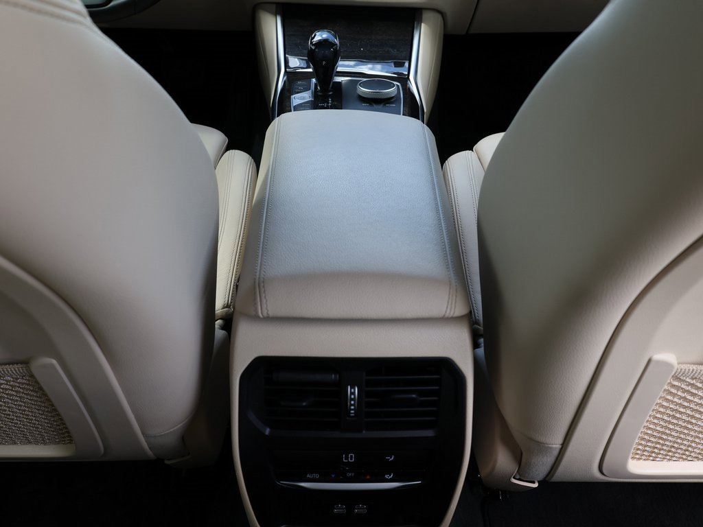 Used 2021 BMW 330i Sedan w/ Convenience Package image 27