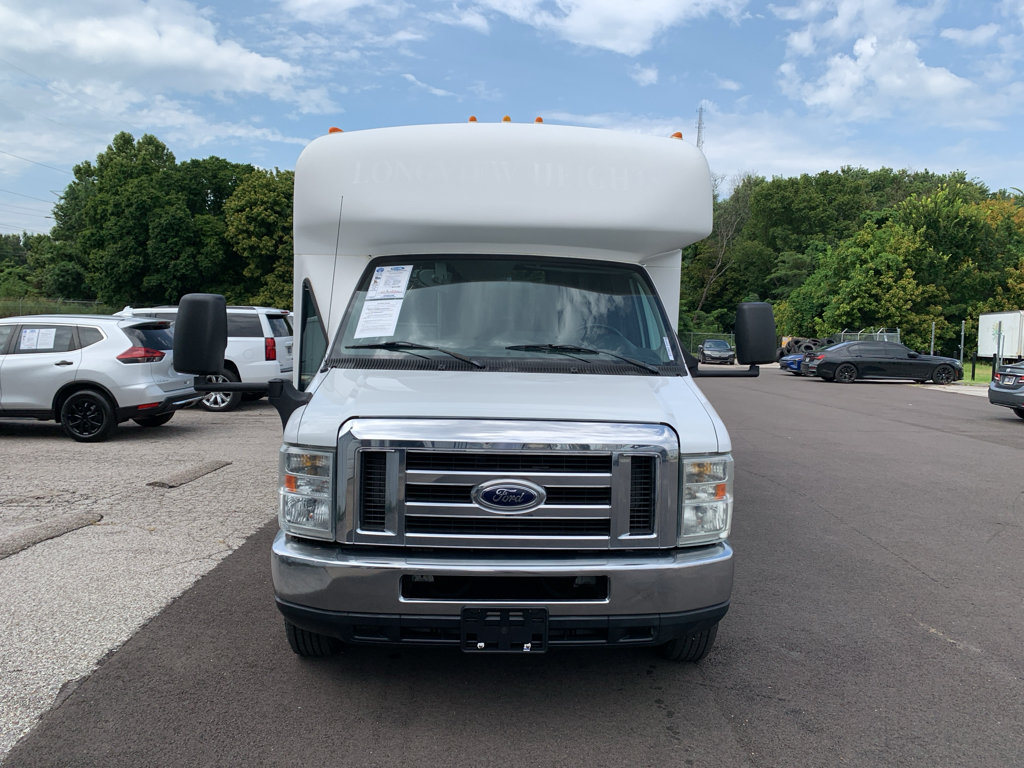 Used 2010 Ford E-450 and Econoline 450 Super Duty RWD image 9