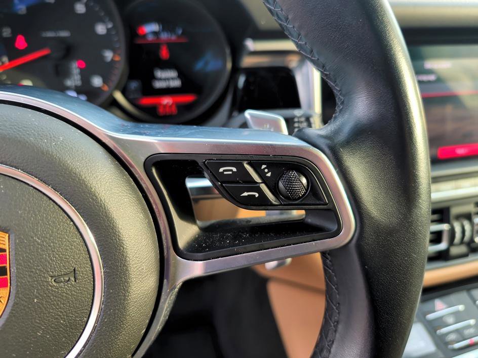 Used 2021 Porsche Macan image 20