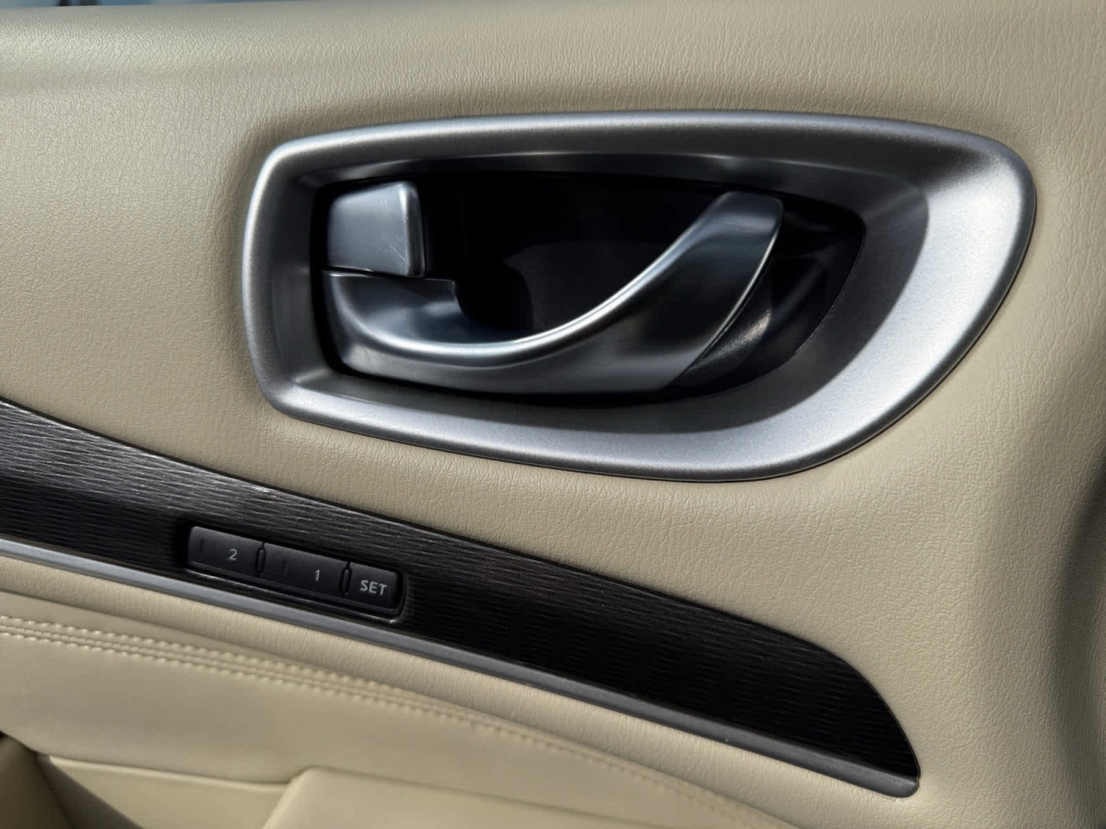 Used 2020 INFINITI QX60 Luxe w/ Essential Package image 25