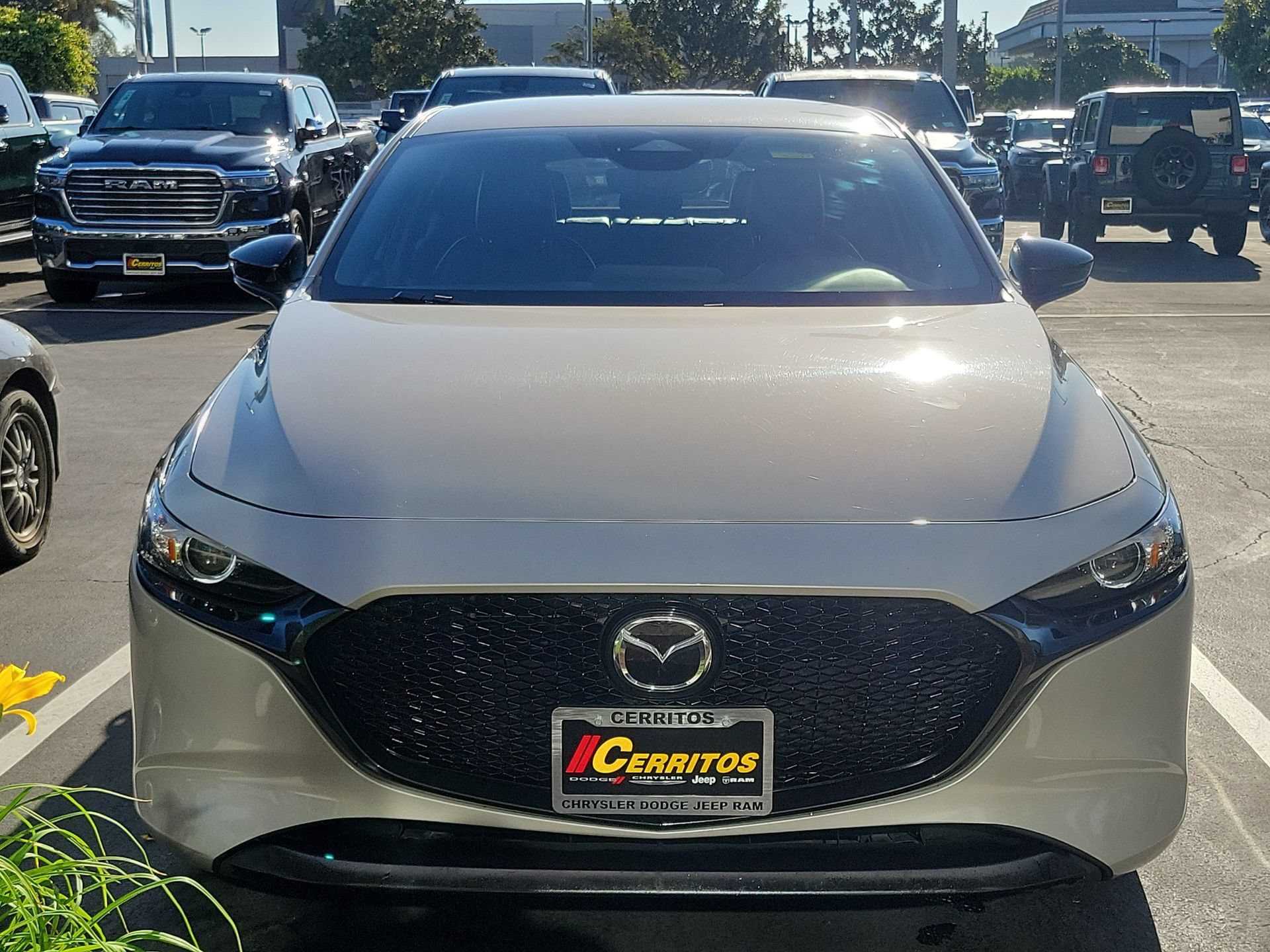 Used 2025 MAZDA MAZDA3 s Sport FWD image 4