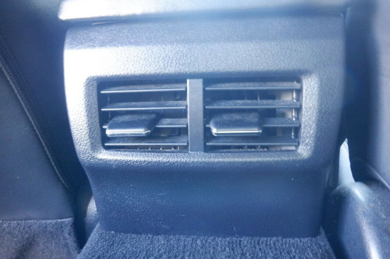 Used 2015 Lexus IS 250 Base 4dr Sedan image 32