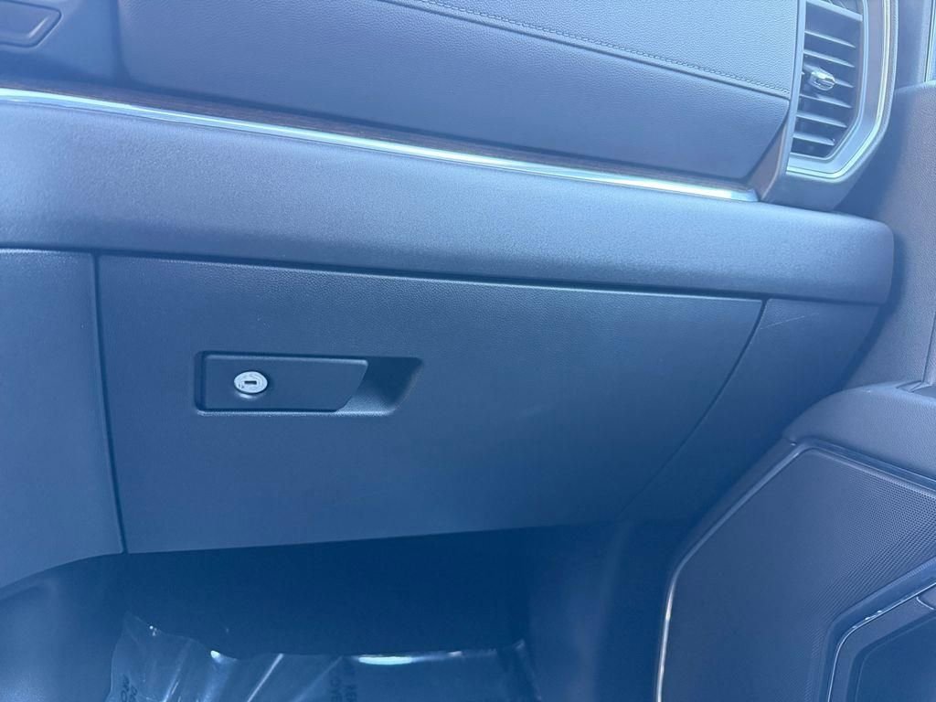 Used 2024 GMC Sierra 1500 Elevation image 25