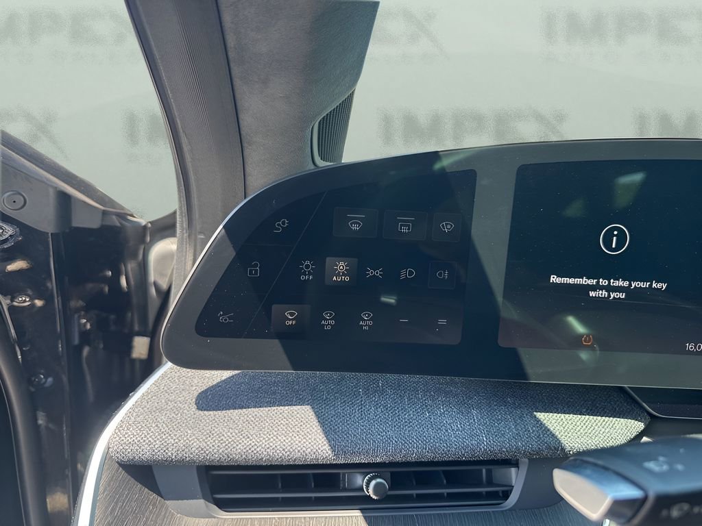 Used 2024 Lucid Air Pure image 24