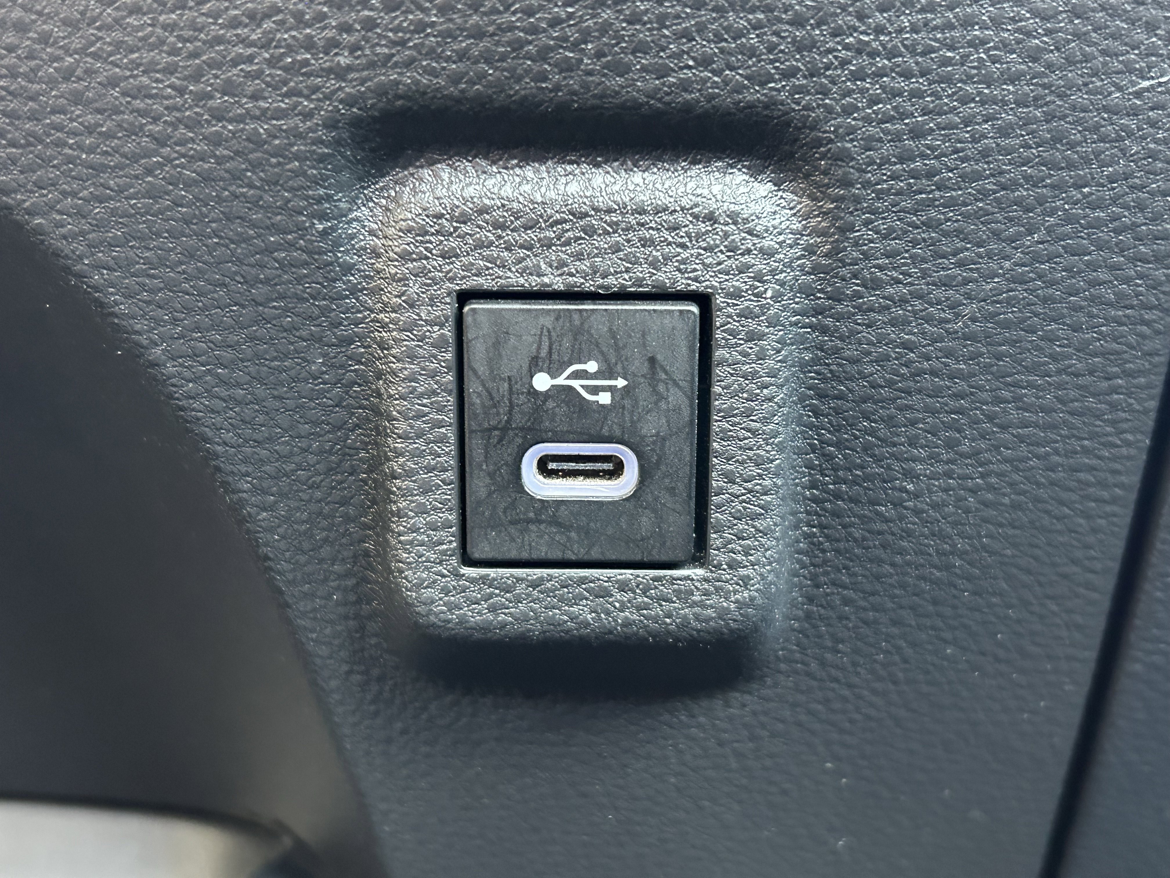 Used 2023 Toyota Corolla LE FWD image 28