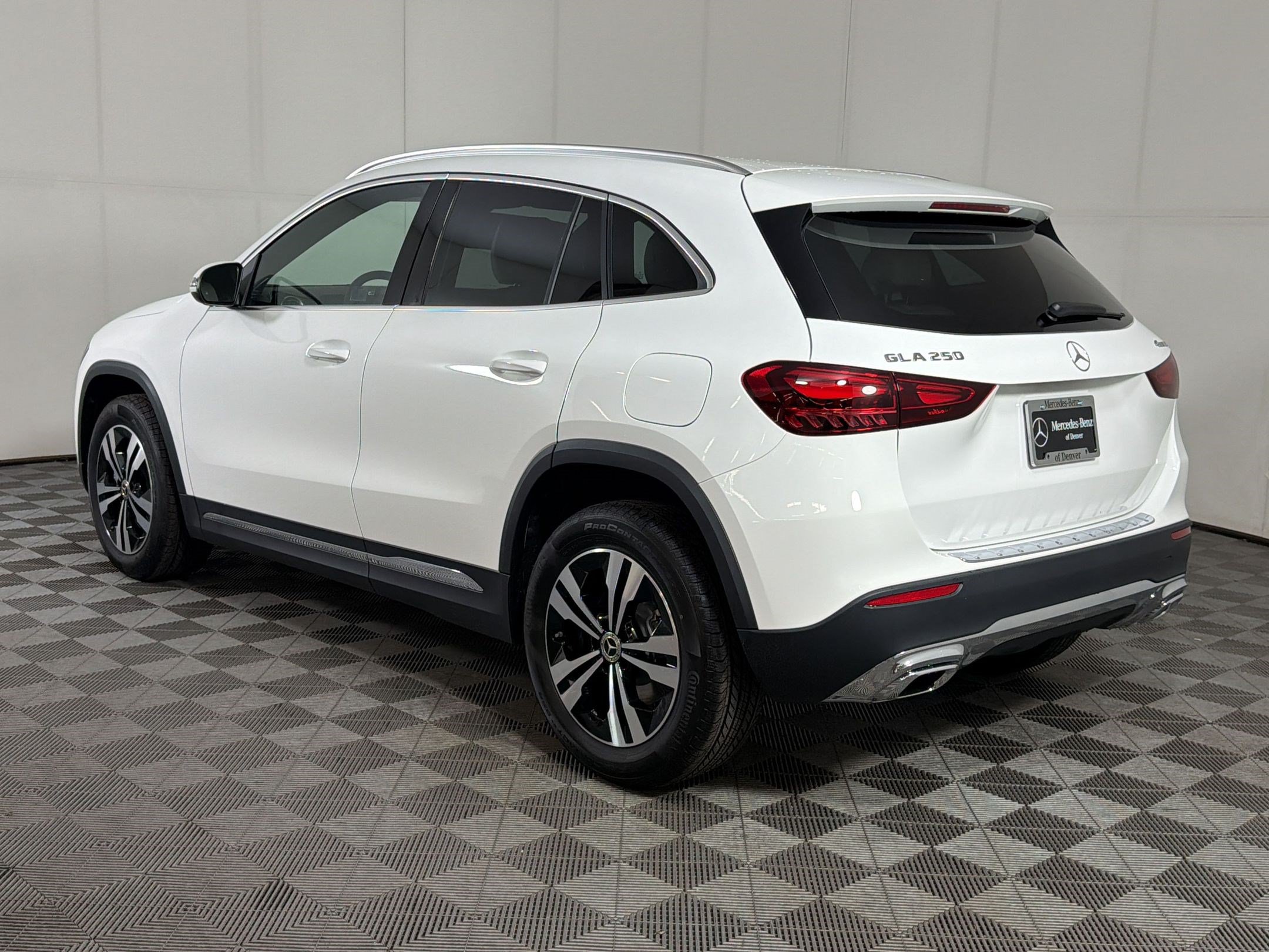 Used 2026 Mercedes-Benz GLA 250 4MATIC image 3