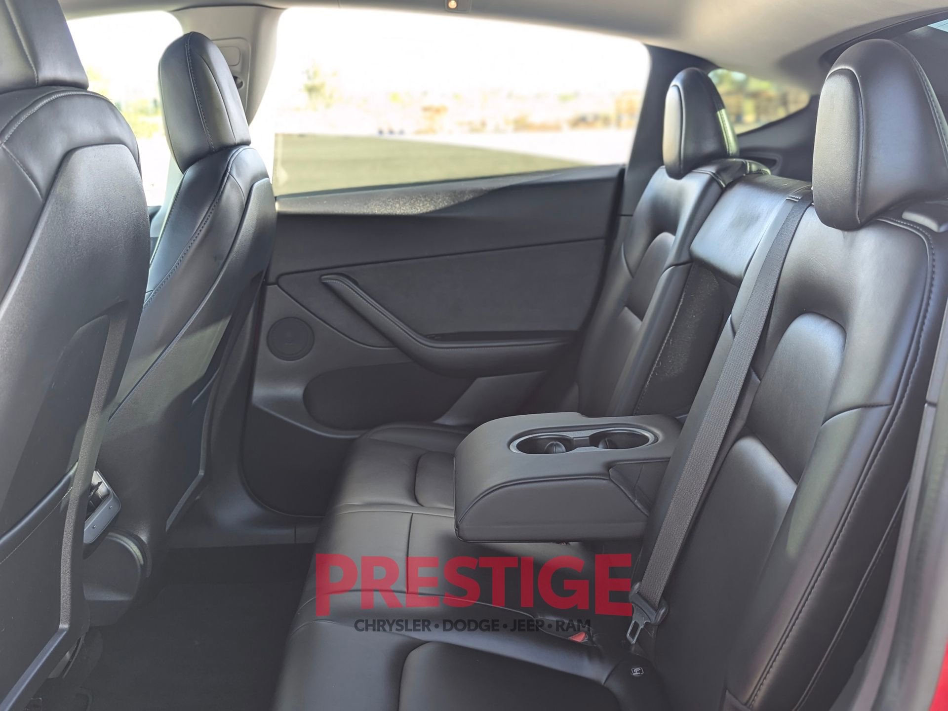 Used 2021 Tesla Model Y Long Range AWD/4WD image 31