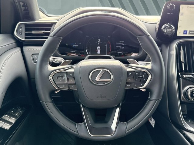 Certified 2025 Lexus LX 600 4WD w/ Appearance Package image 10