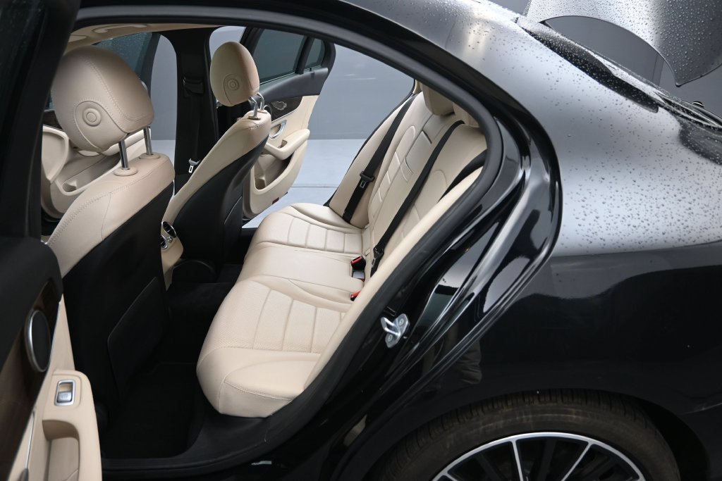 Used 2019 Mercedes-Benz C 300 Sedan image 20