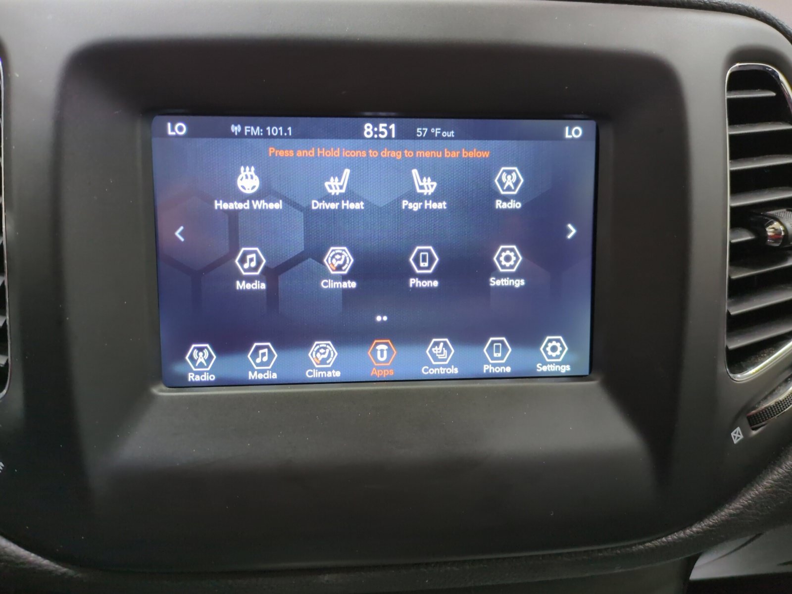 Used 2018 Jeep Compass Latitude w/ Popular Equipment Group AWD/4WD image 23