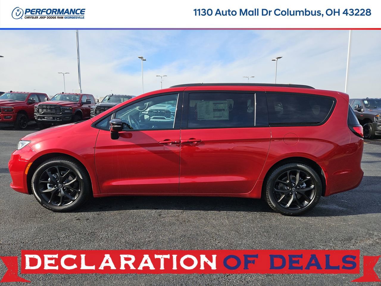 New 2026 Chrysler Pacifica Select FWD image 4