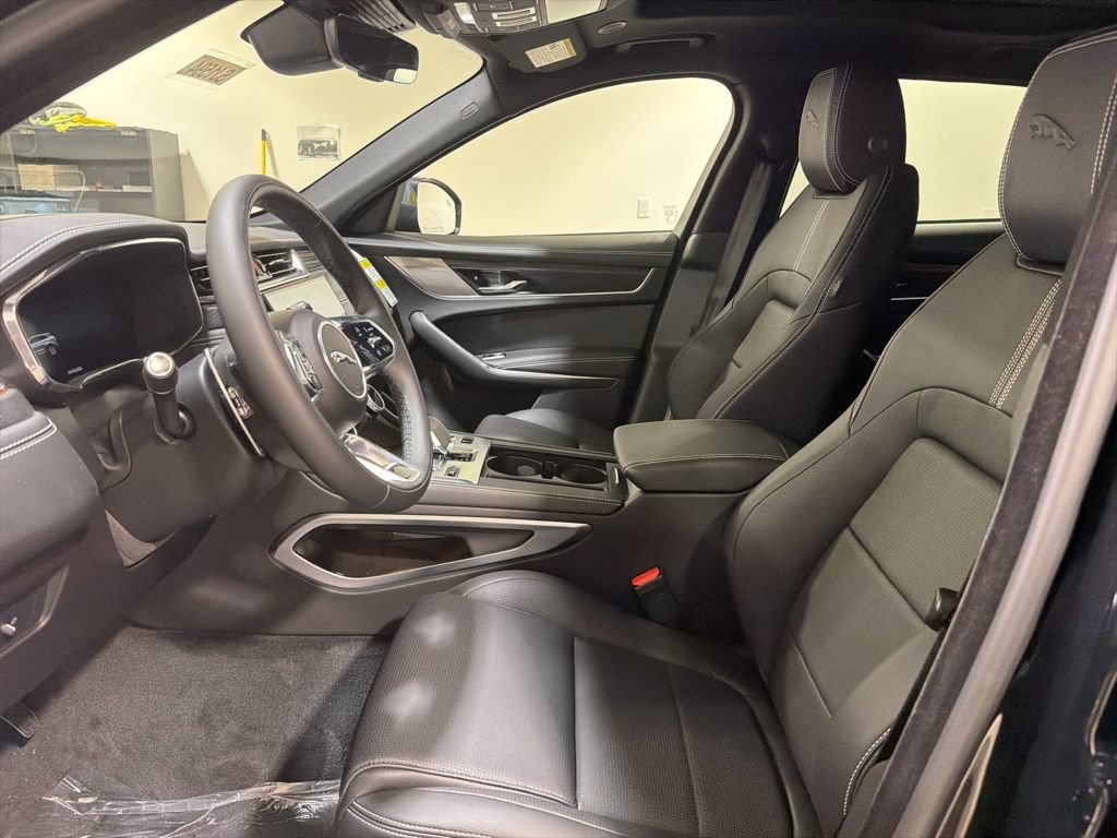 New 2026 Jaguar F-PACE R-Dynamic S AWD/4WD image 11