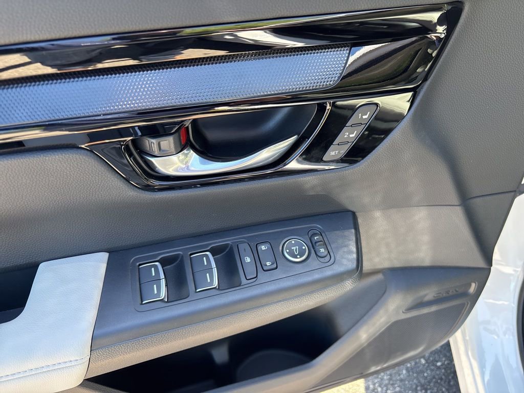 Used 2026 Honda CR-V EX-L image 9