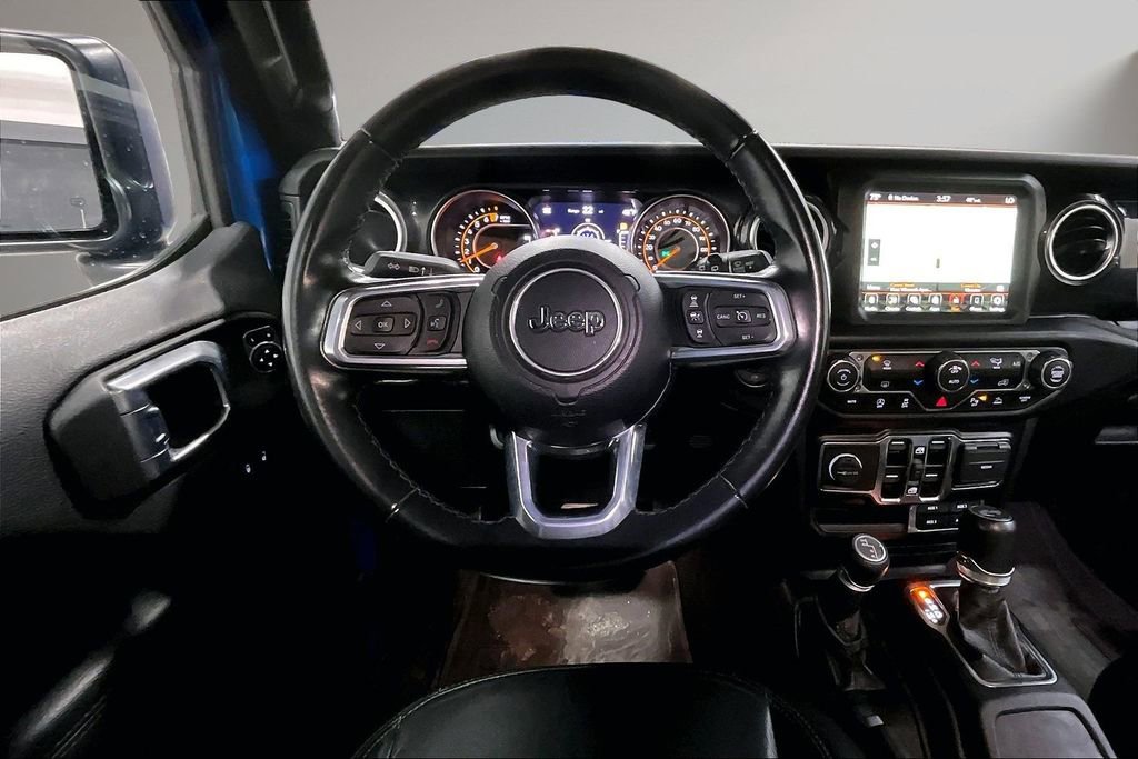 Used 2022 Jeep Wrangler Unlimited Sahara image 9