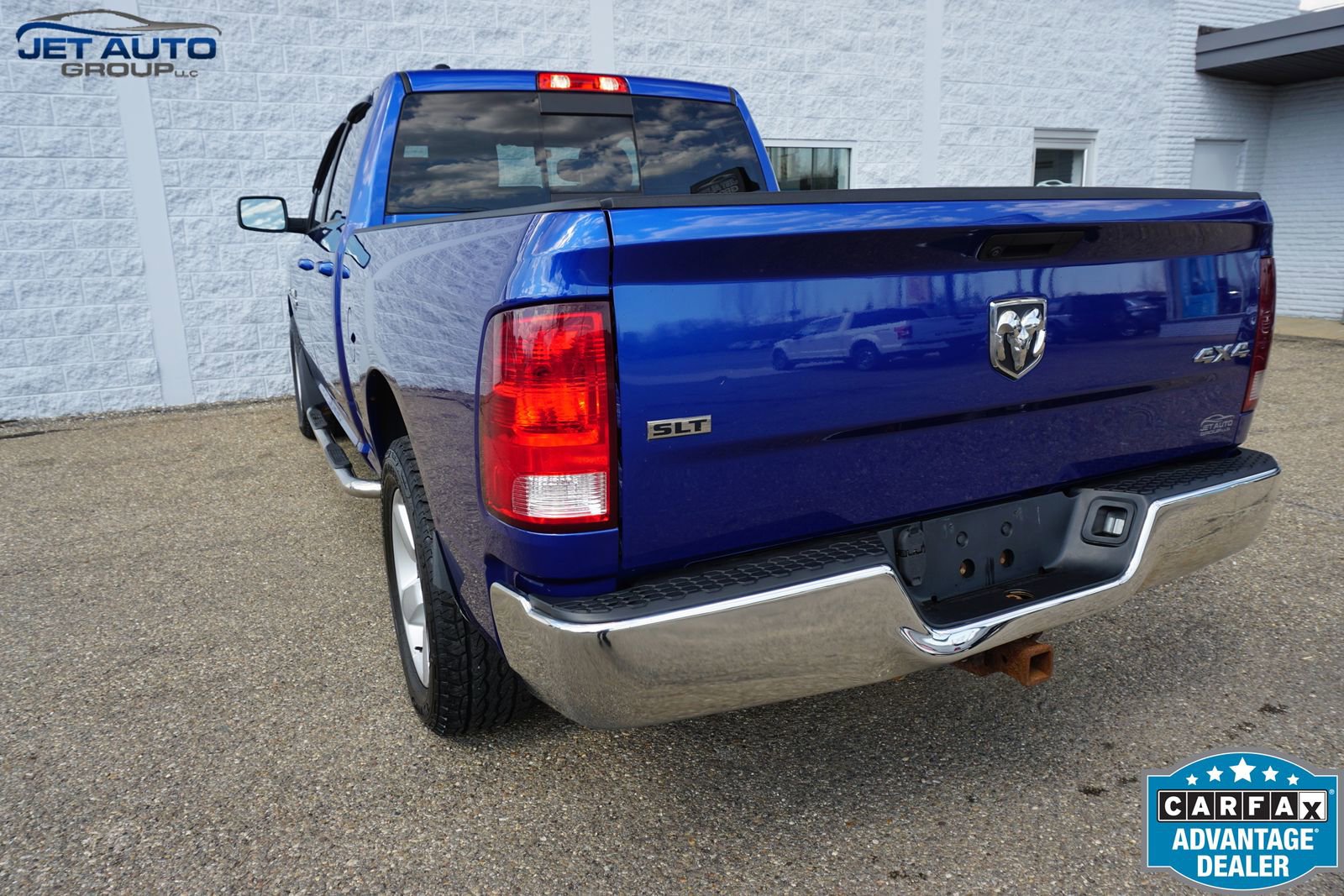 Used 2019 RAM 1500 Classic SLT AWD/4WD image 9