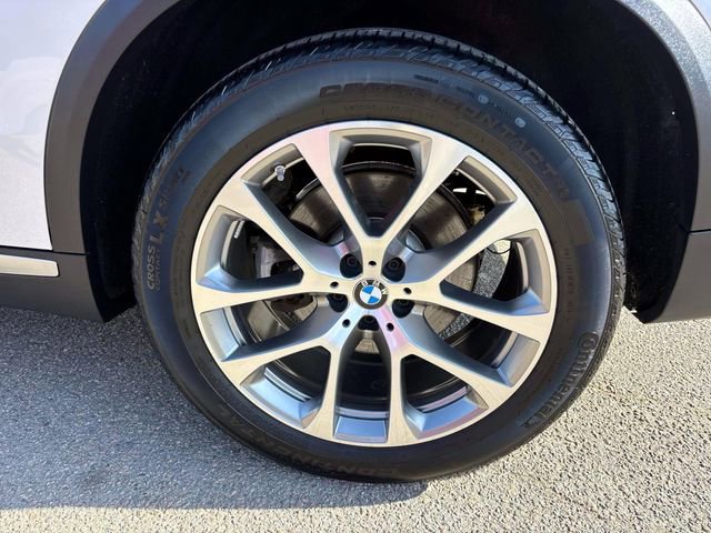 Used 2025 BMW X5 xDrive40i w/ Premium Package image 7