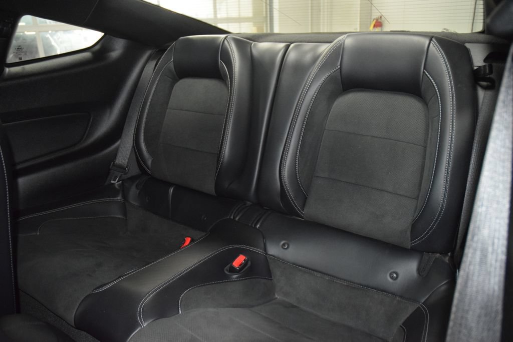 Used 2016 Ford Mustang Shelby GT350 w/ Technology Package RWD image 46